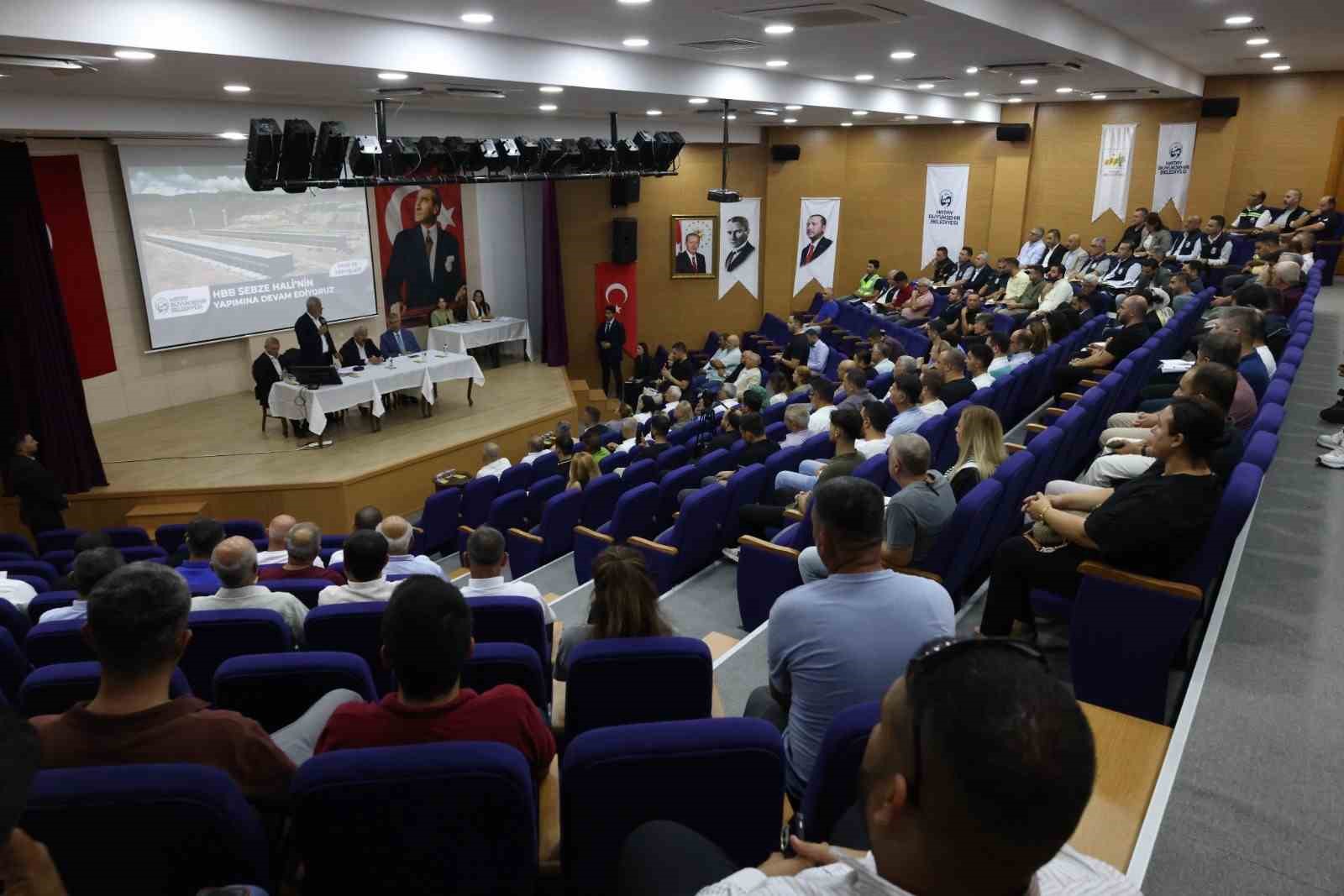 baskan-onturk-payas-dortyol-ve-erzin-de-muhtarlarla-bir-araya-geldi