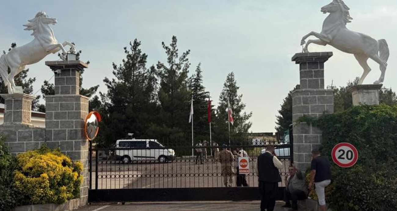 hali-sahada-cikan-ve-4-ile-sicrayan-kavgada-2-kisi-oldu