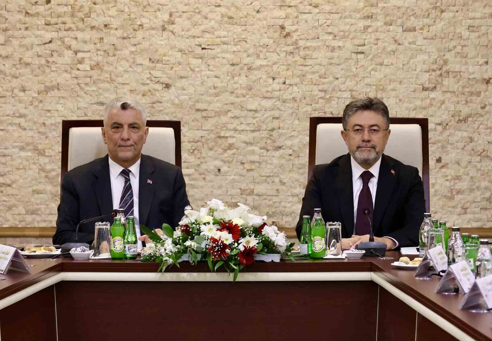 bakan-bolat-ve-bakan-yumakli-hububat-sektorunu-degerlendirdi