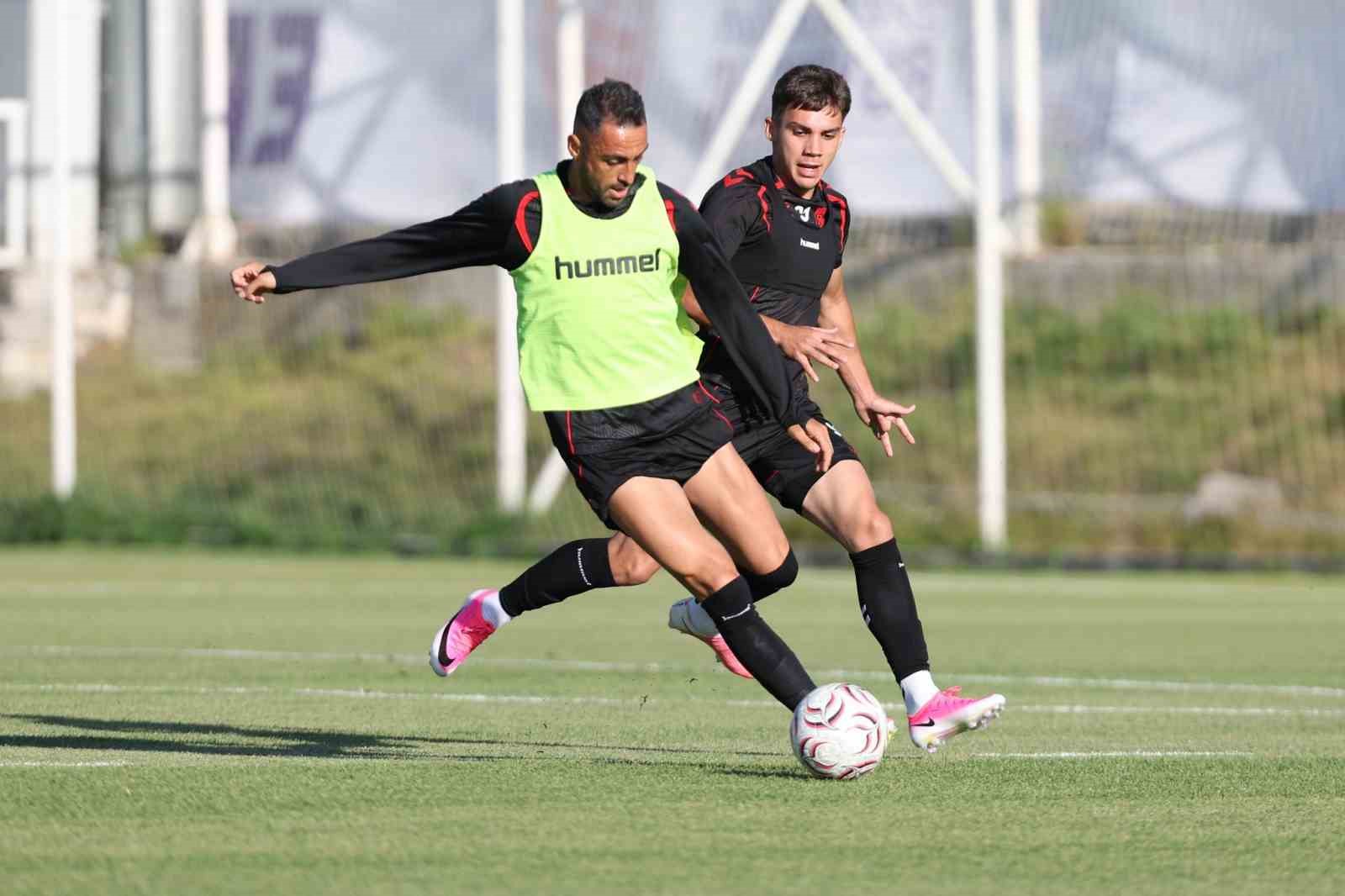 sivasspor-da-2-etap-kampi-basladi