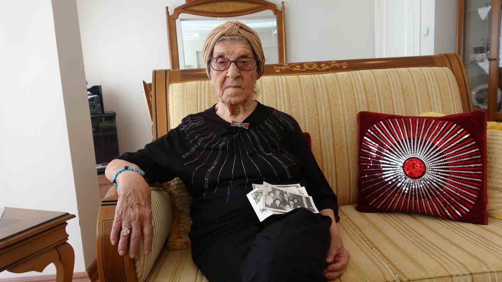 98-yillik-omrunde-kilis-in-gecmisine-taniklik-etti-kentin-ilk-memurelerinden-semiramis-metin-hatiralarini-anlatti
