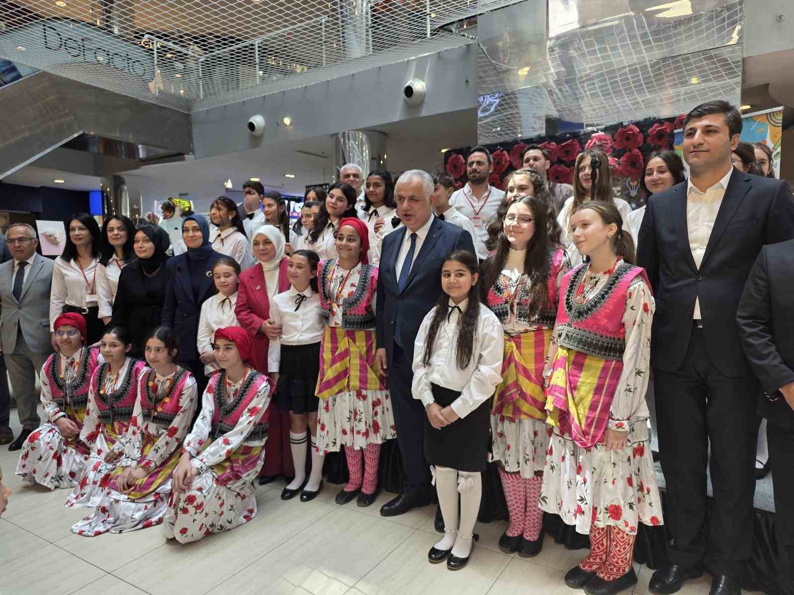kasim-aktas-ortaokulu-ndan-yil-sonu-sergisi