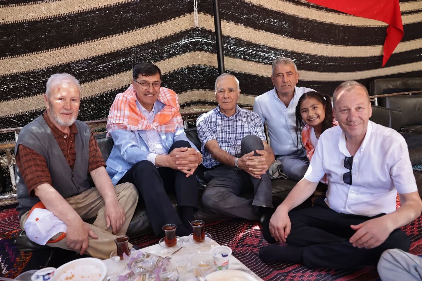 eyup-kahveci-akoluk-koyu-yayla-senligi-nde-vatandaslarla-bulustu