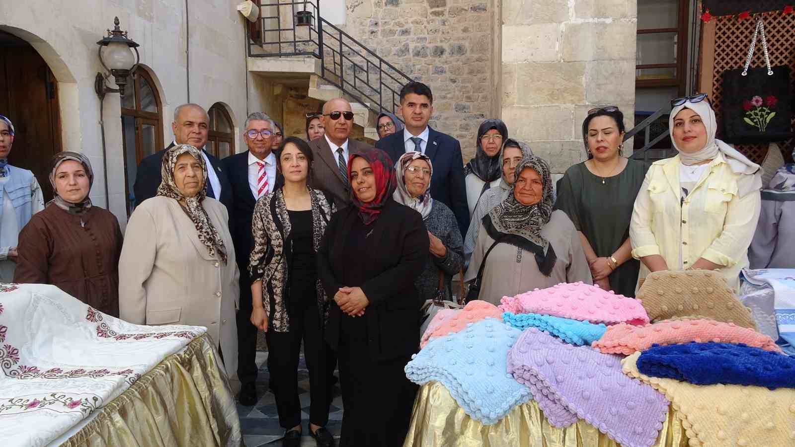sehit-ve-gazi-ailelerinden-hayir-carsisi