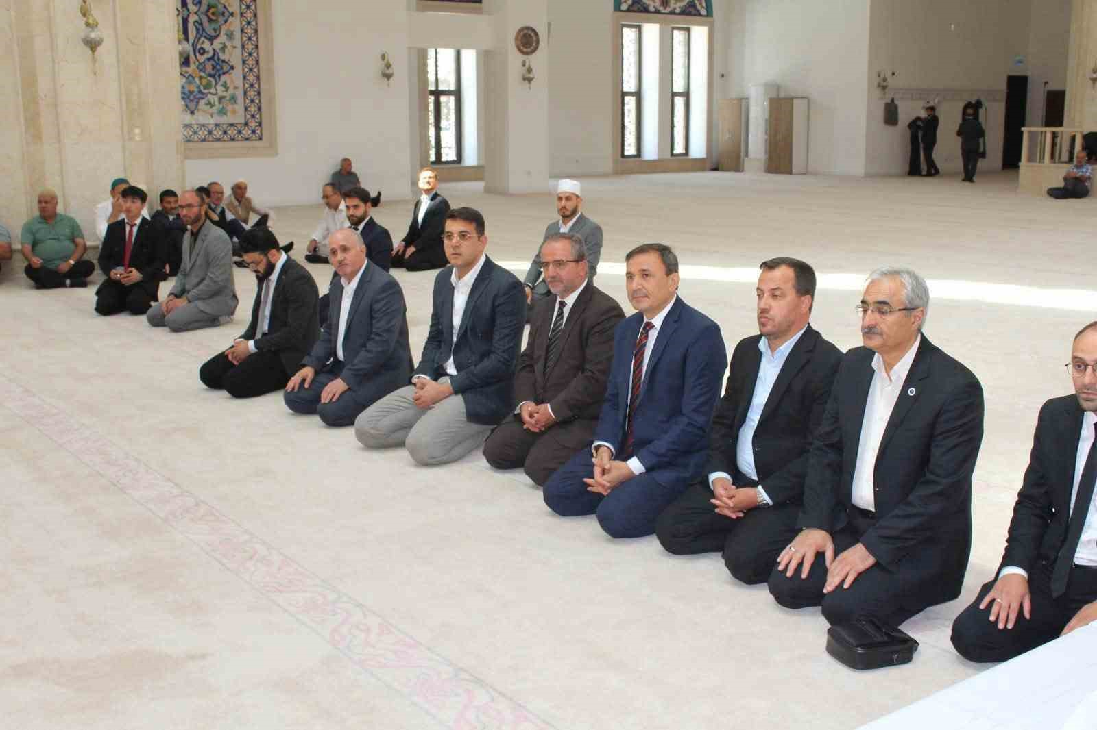 kars-ta-etkili-hutbe-sunumu-bolge-finali-heyecani