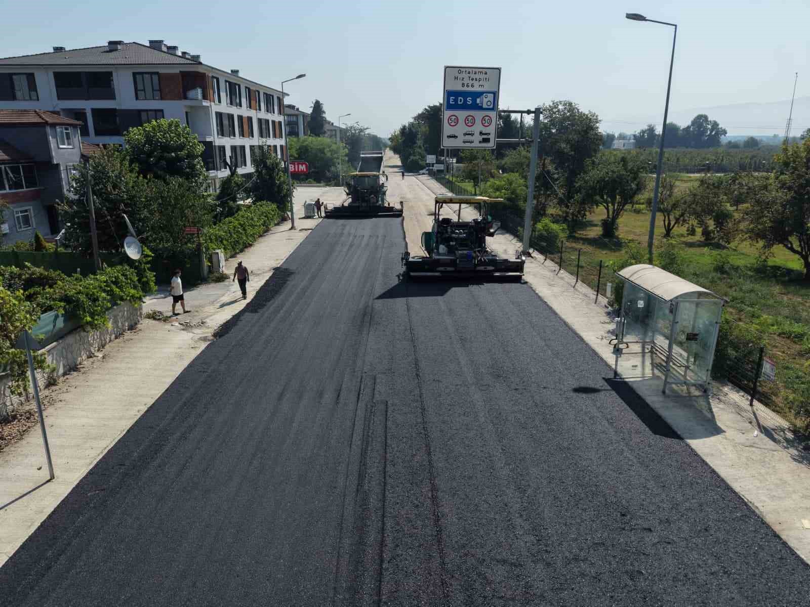 duzce-de-bin-800-metrelik-yol-yenileniyor