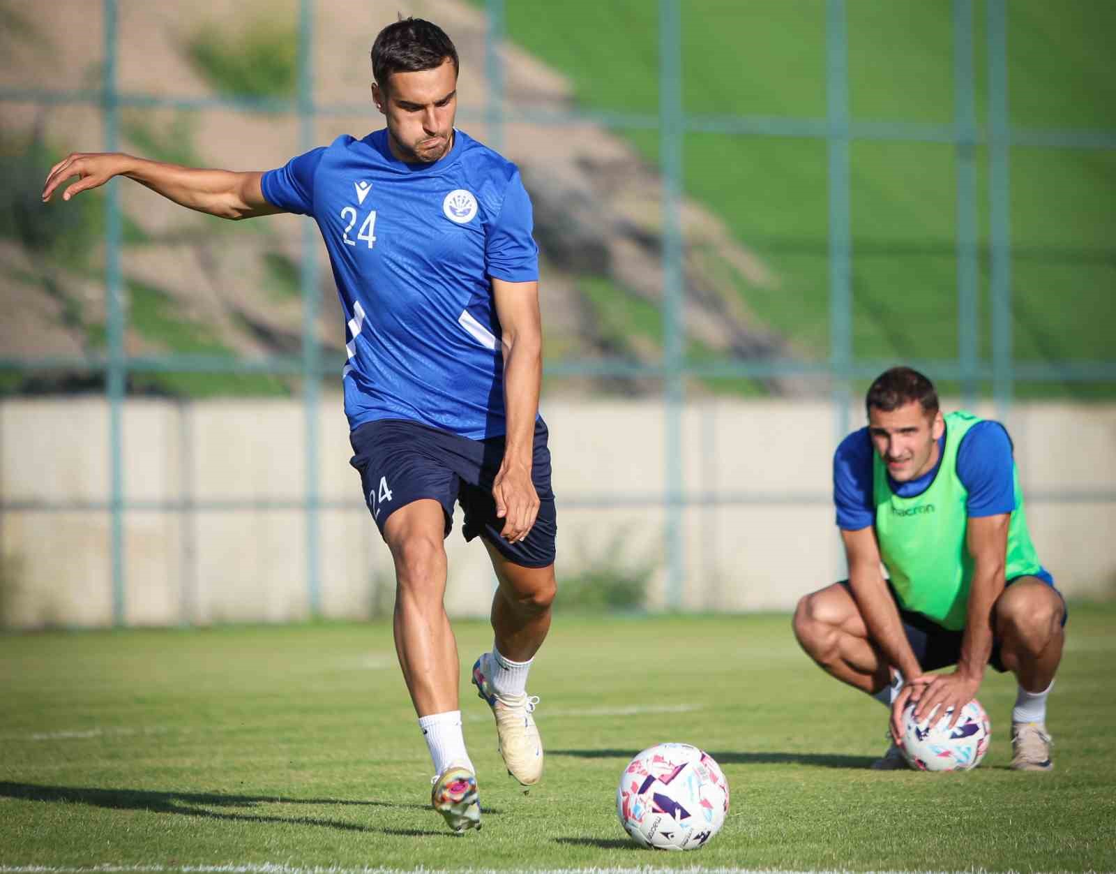 fc-dinamo-batumi-erzurum-kampini-tamamladi
