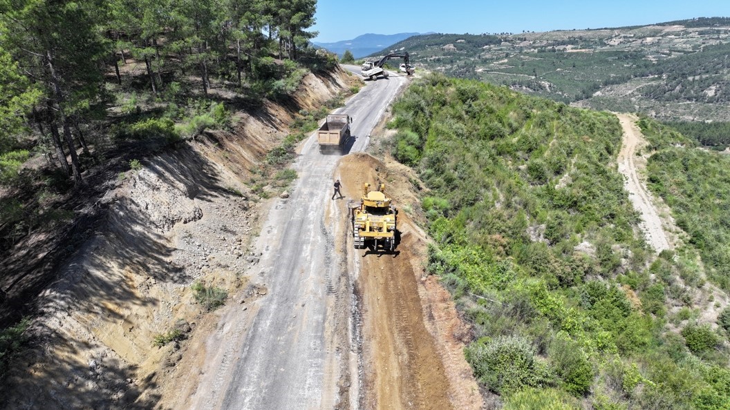 denizli-buyuksehir-19-ilcenin-ustyapisinda-donusum-basladi