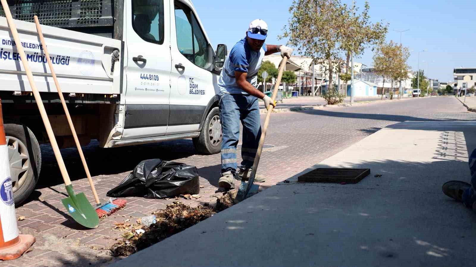 didim-belediyesi-nden-mazgal-temizligi