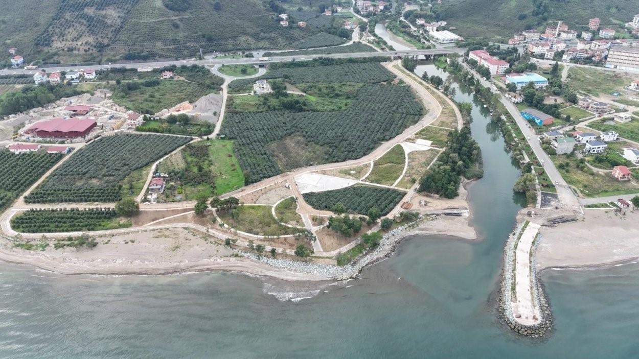 baskan-guler-kordon-park-cevre-illerden-gelen-misafirlerin-de-bulusma-noktasi-oldu