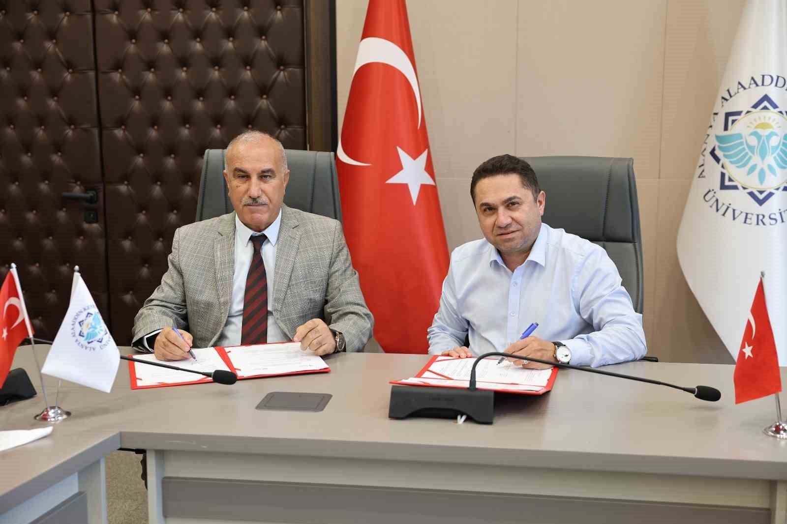 alku-den-ogrencilerin-kariyeri-icin-is-birligi-imzasi