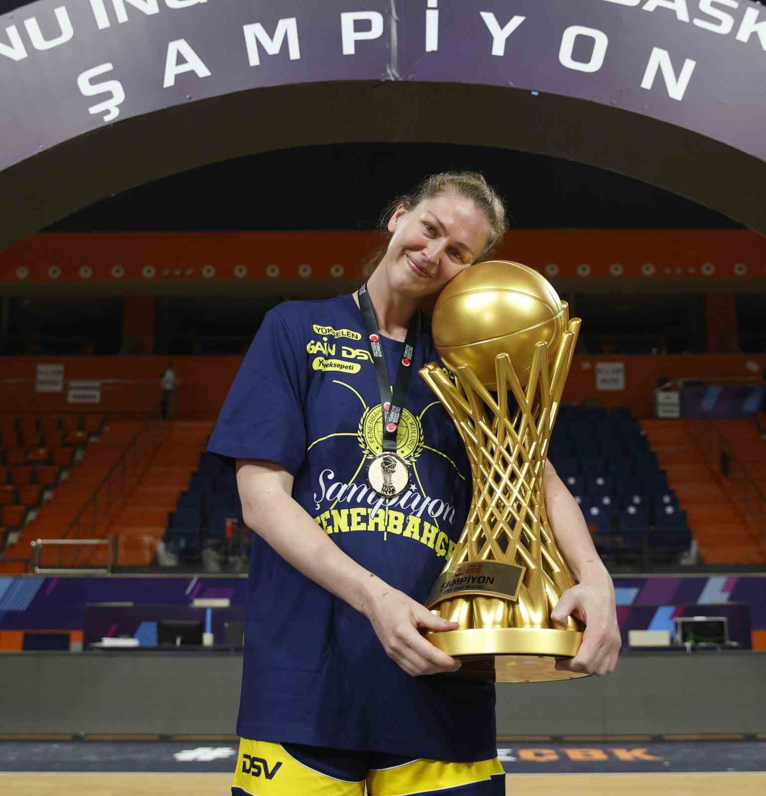 fenerbahce-emma-meesseman-ile-sozlesme-yeniledi