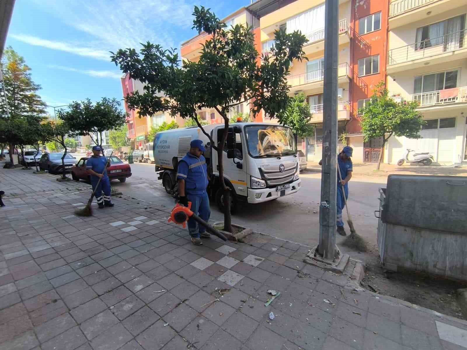 aydin-buyuksehir-belediyesi-nden-didim-ve-kusadasi-nda-bayram-calismasi