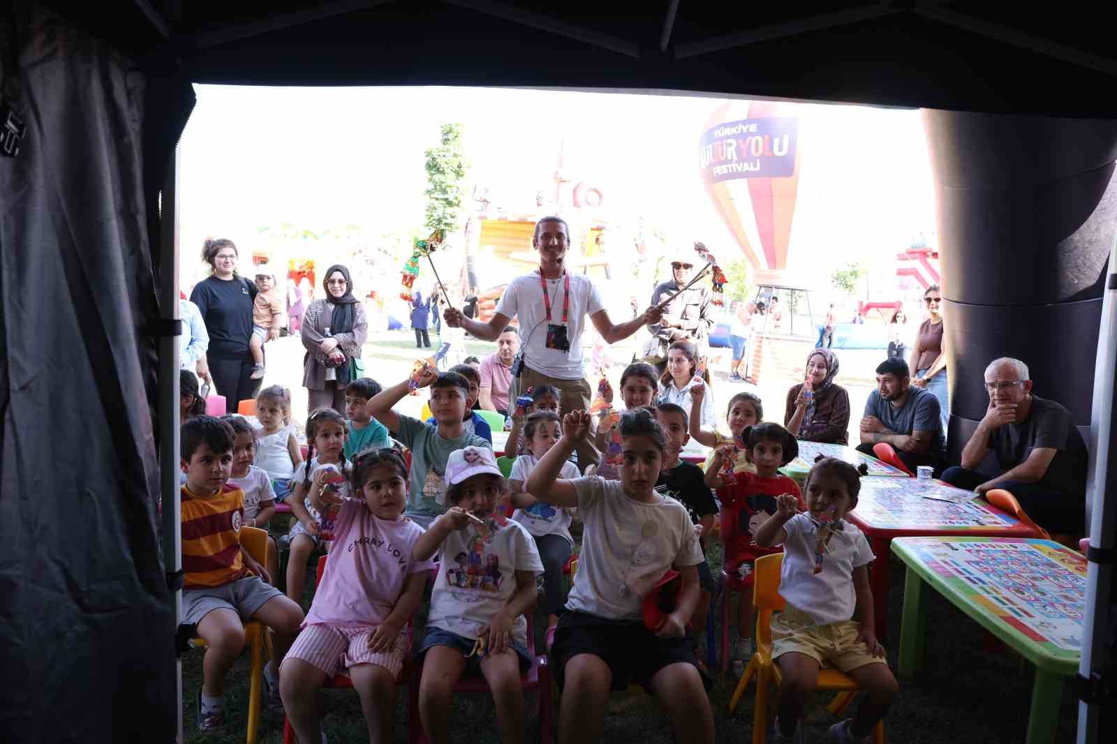 malatya-kultur-yolu-festivali-nde-kultur-ve-sanatin-farkli-renkleri-bulustu