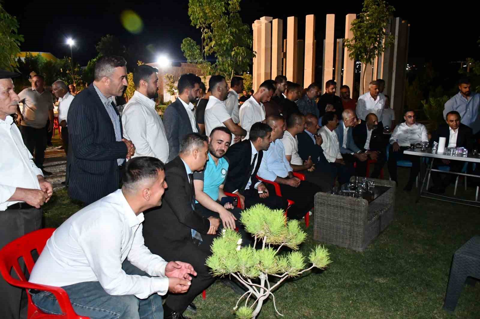 vekil-tatar-muhtarlarla-bir-araya-geldi