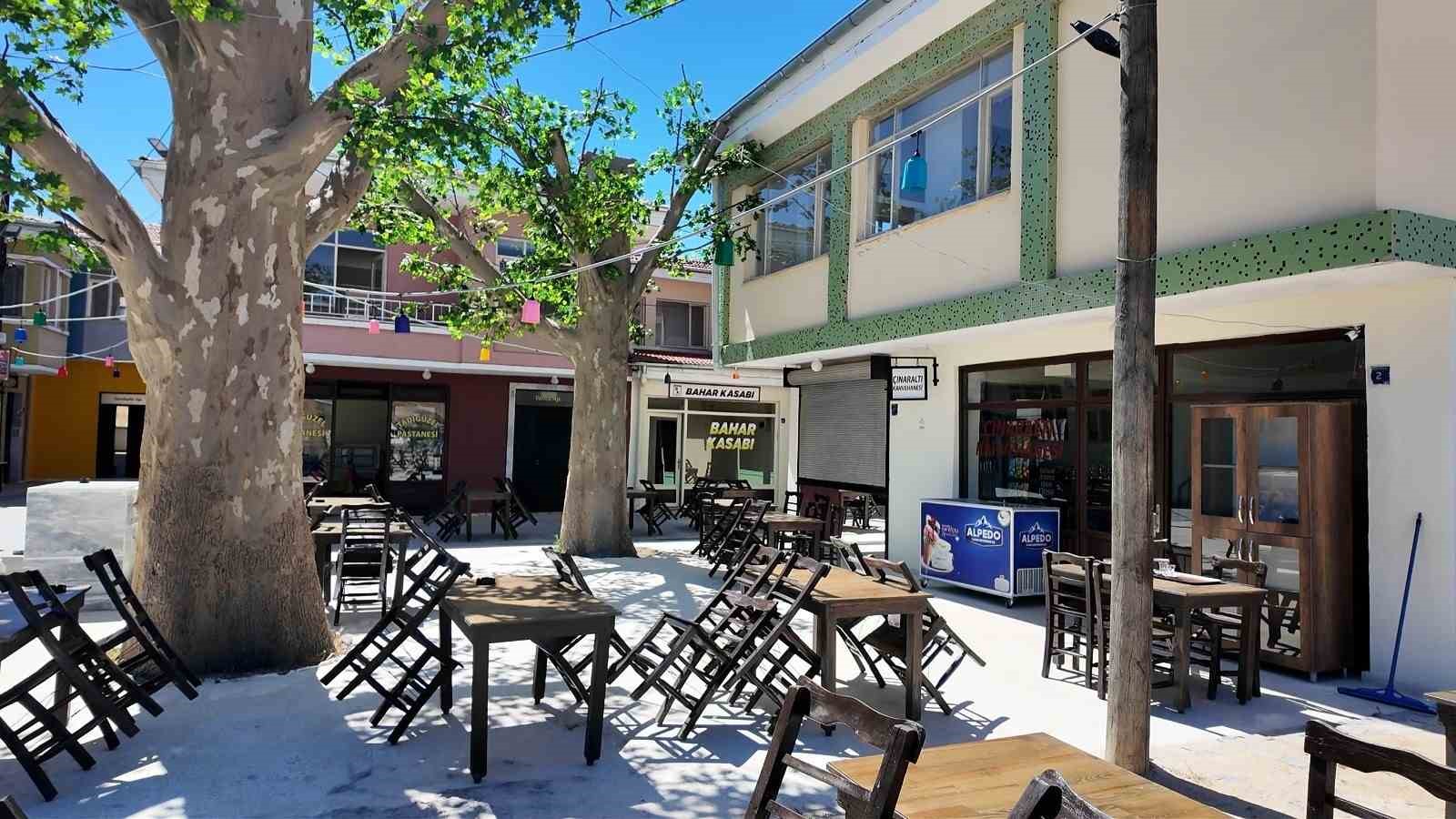 seksenler-sokagi-turizme-kazandirildi