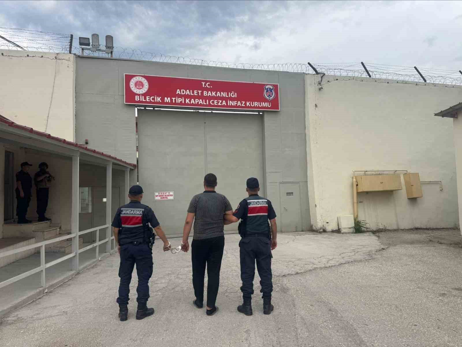 bilecik-te-4-yil-6-ay-hapis-cezasi-bulunan-sahis-yakalandi