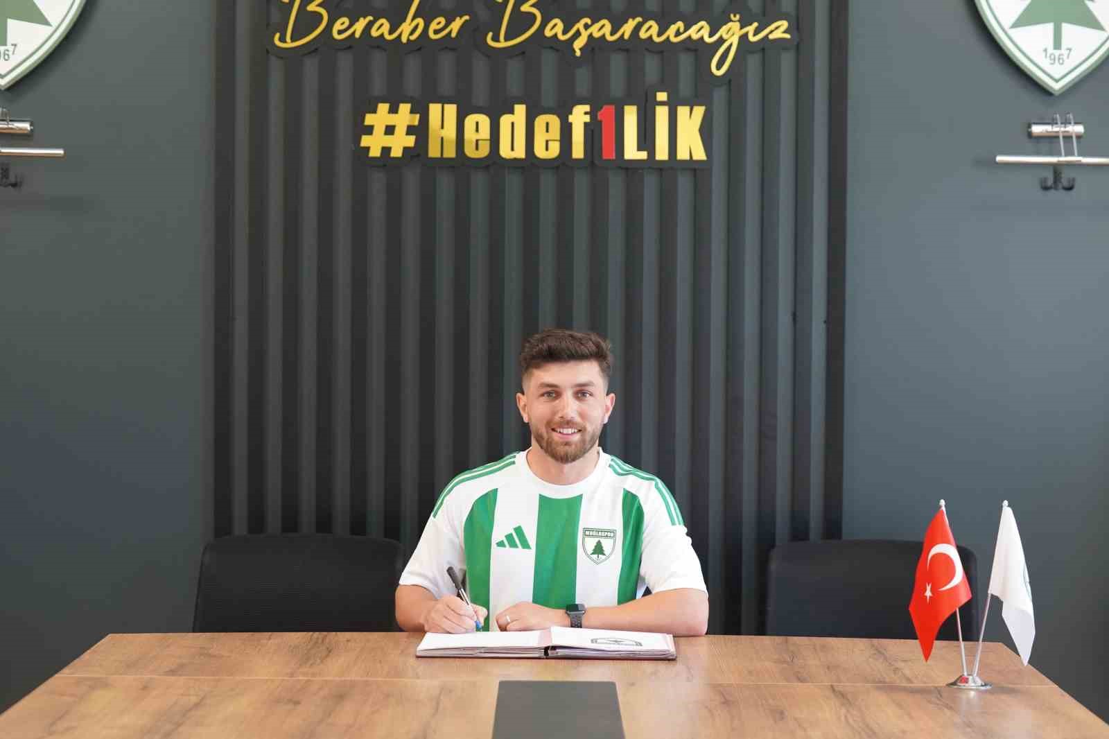 muglaspor-orta-saha-oyuncusu-selim-dilli-yi-kadrosuna-katti
