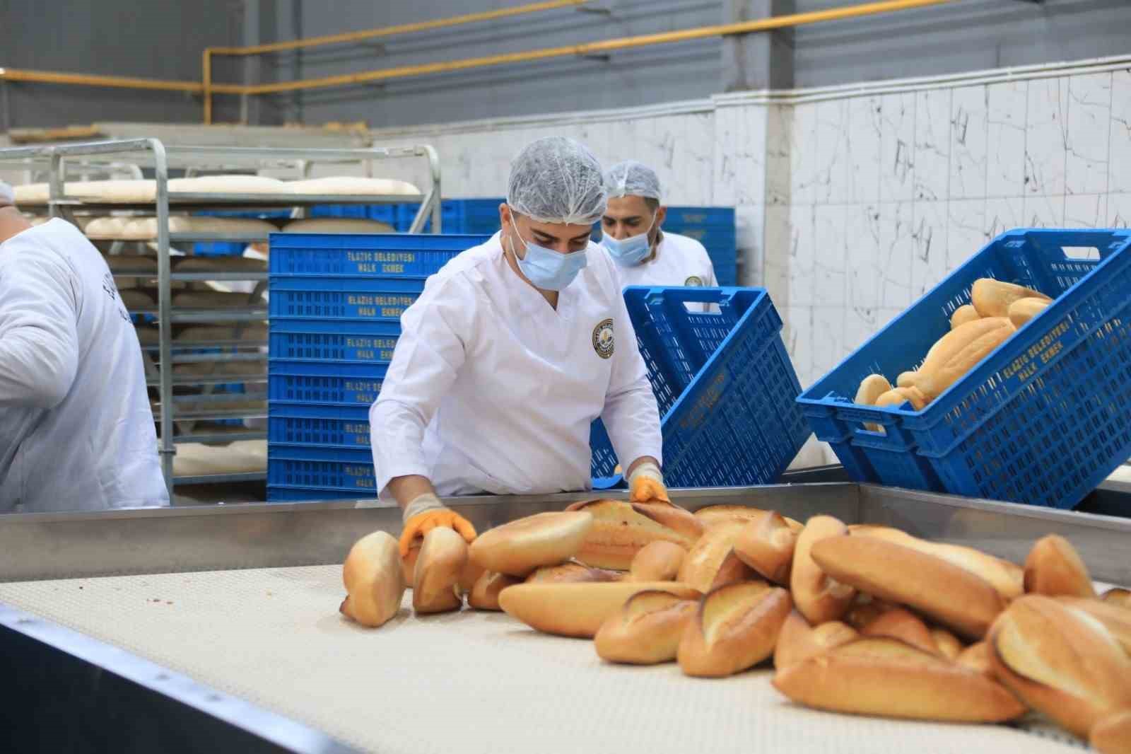 elazig-da-gunluk-20-bin-ekmek-uretilerek-vatandaslarin-tuketimine-sunuluyor