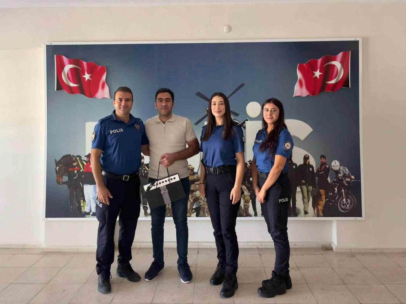 erzincan-emniyetinden-gazilere-anlamli-ziyaret