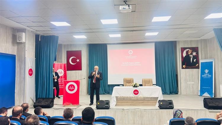 diyanet-isleri-baskan-yardimcisi-sahin-hakkari-de-din-gorevlileriyle-bulustu