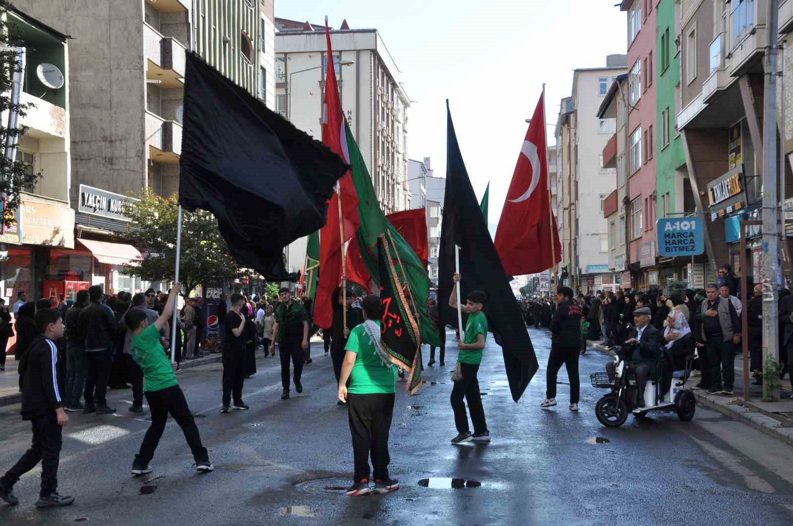 kars-ta-kerbela-sehitleri-anildi