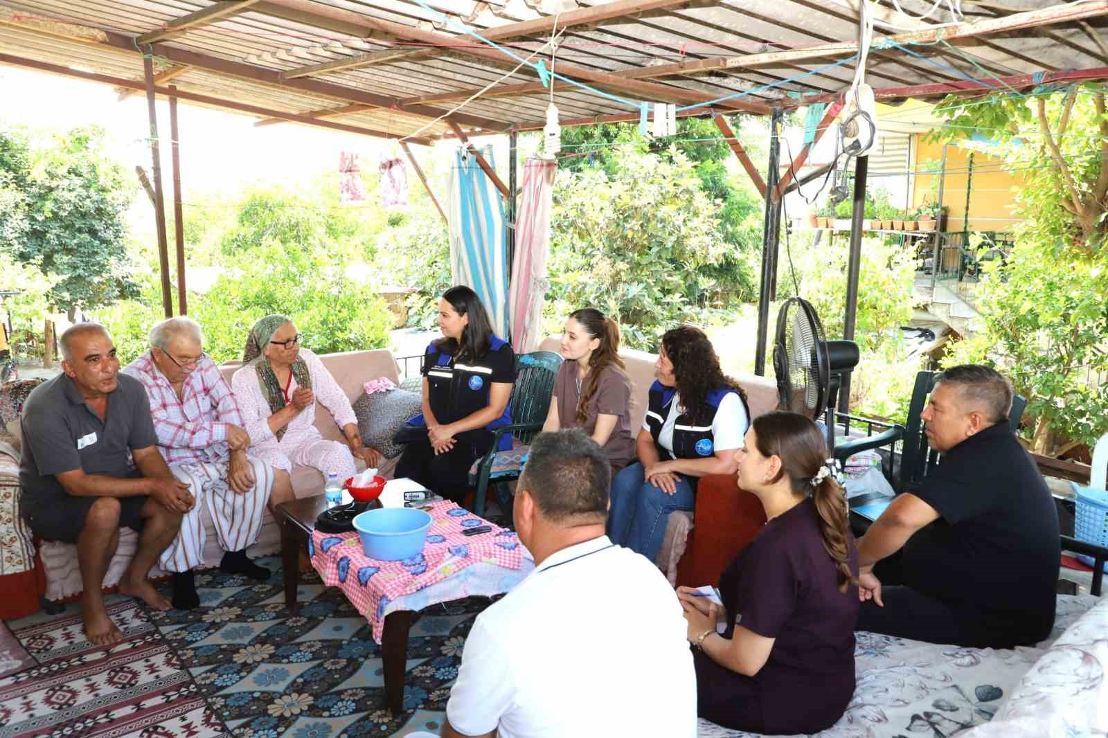 aksu-belediyesinden-vatandaslara-sosyal-destek-ve-saglik-hizmeti