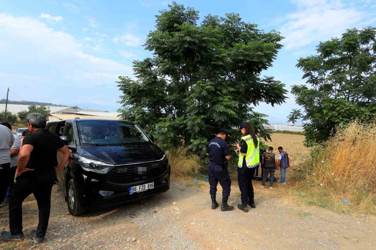yasli-kadinin-cansiz-bedeni-evine-4-kilometre-mesafede-sulama-kanalinda-bulundu