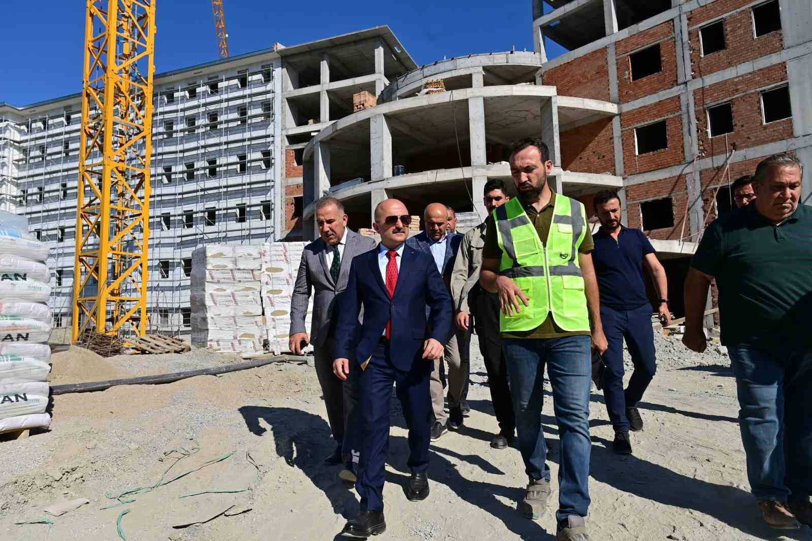 soke-de-kyk-erkek-ogrenci-yurdunda-calismalar-hiz-kesmeden-suruyor