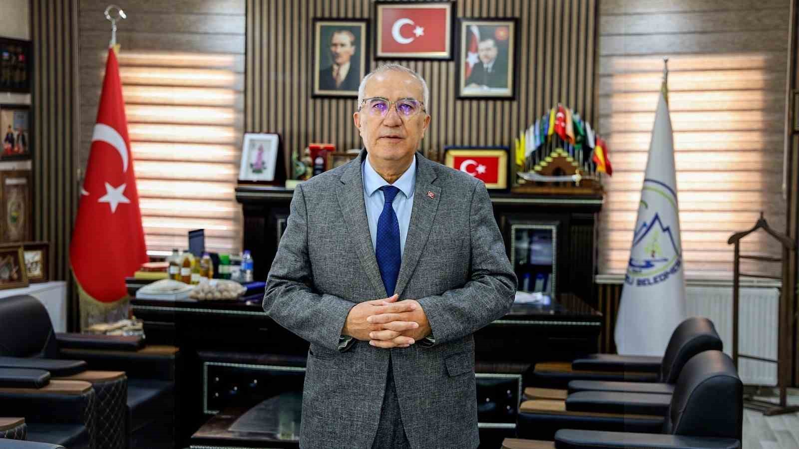cameli-belediye-baskani-cengiz-arslan-bayram-paylasmakla-guzeldir