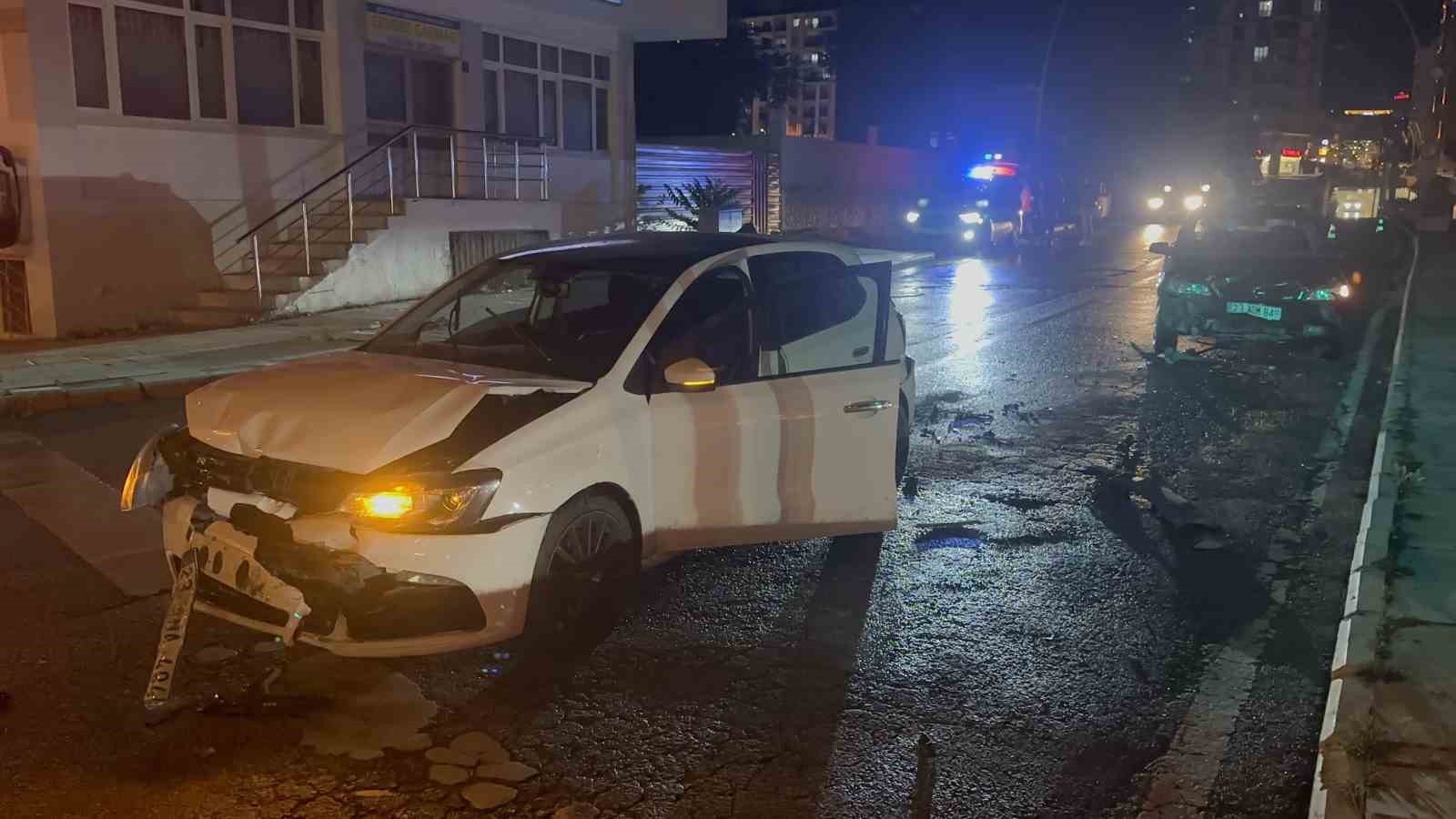 elazig-da-zincirleme-trafik-kazasi-3-yarali