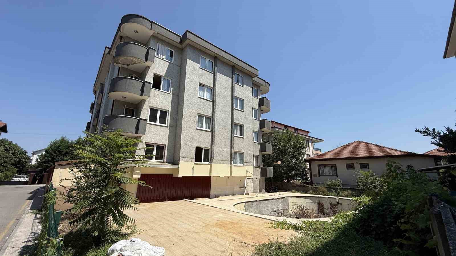 belediye-yikmadi-fuhus-oteli-oldu