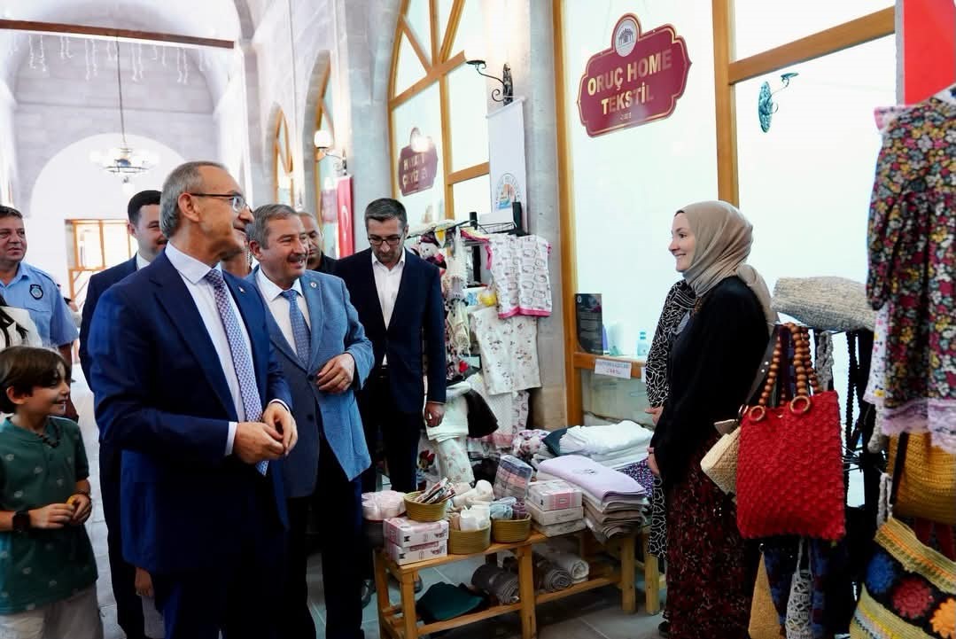 baskan-bozkurt-tarihi-bedesten-de-kadin-girisimciler-ve-esnafla-bulustu