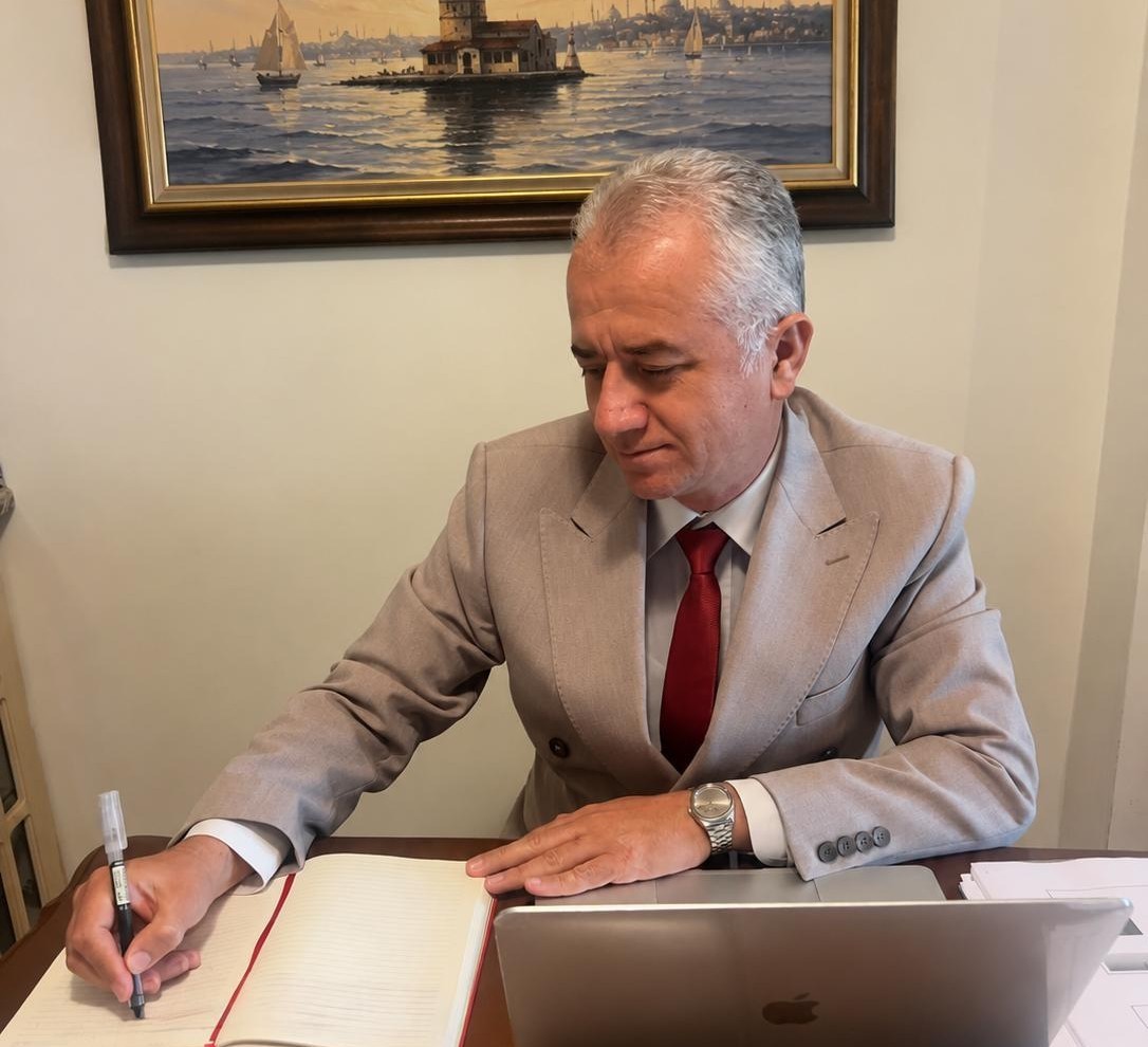 ozkose-toplumsal-barisi-zedeleyen-soylemlerden-uzak-durulmali