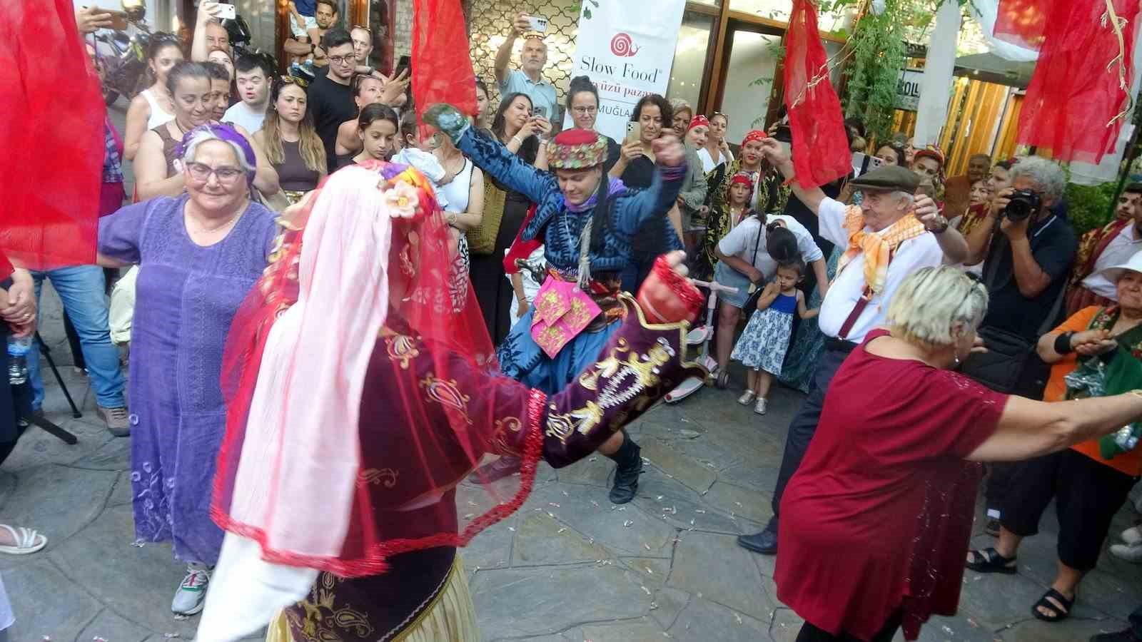 mugla-da-5-geleneksel-dugun-yemekleri-festivali-basladi