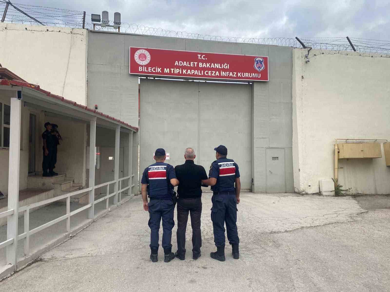 bilecik-te-3-yil-15-ay-hapis-cezasi-ile-aranan-sahis-yakalandi