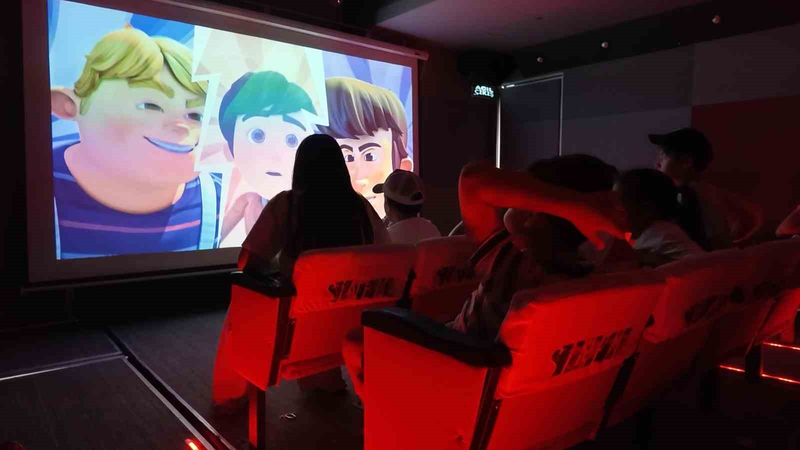 trt-sinema-tiri-kirikkale-de-cocuklarla-bulustu