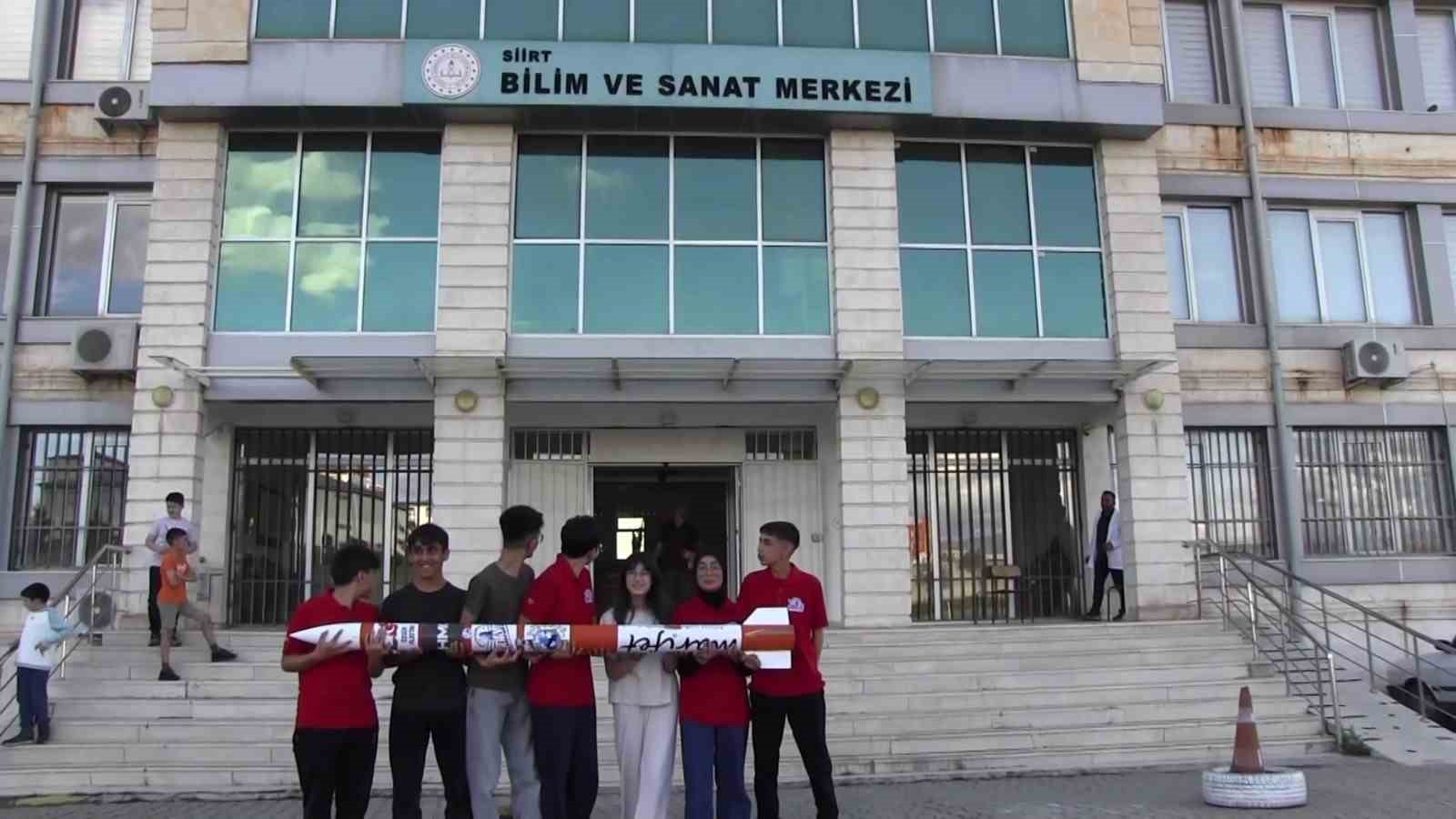 siirt-te-marifet-roket-takimi-bu-yil-teknofest-te-birincilik-icin-yarisacak