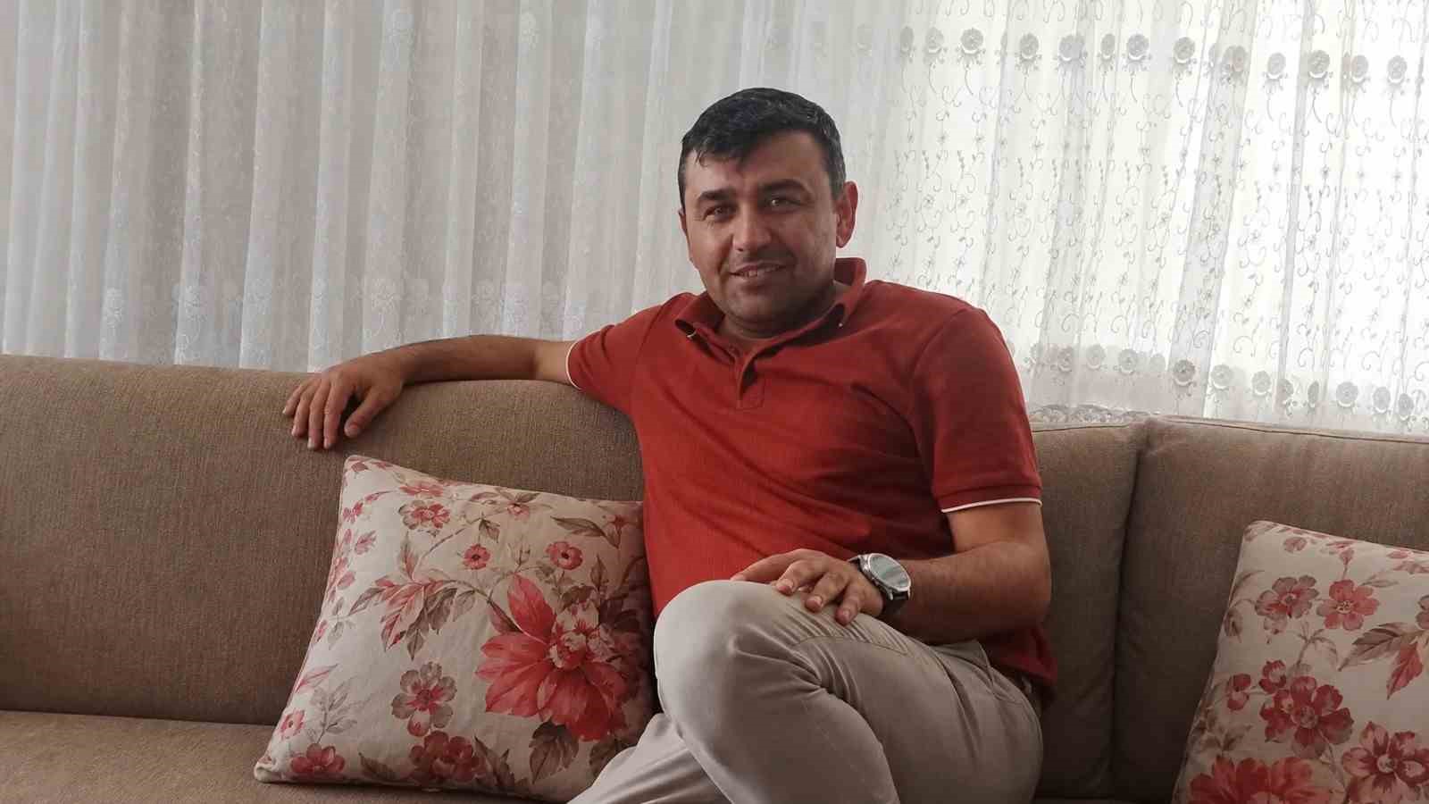 tarlaya-devrilen-otomobilin-surucusu-hayatini-kaybetti