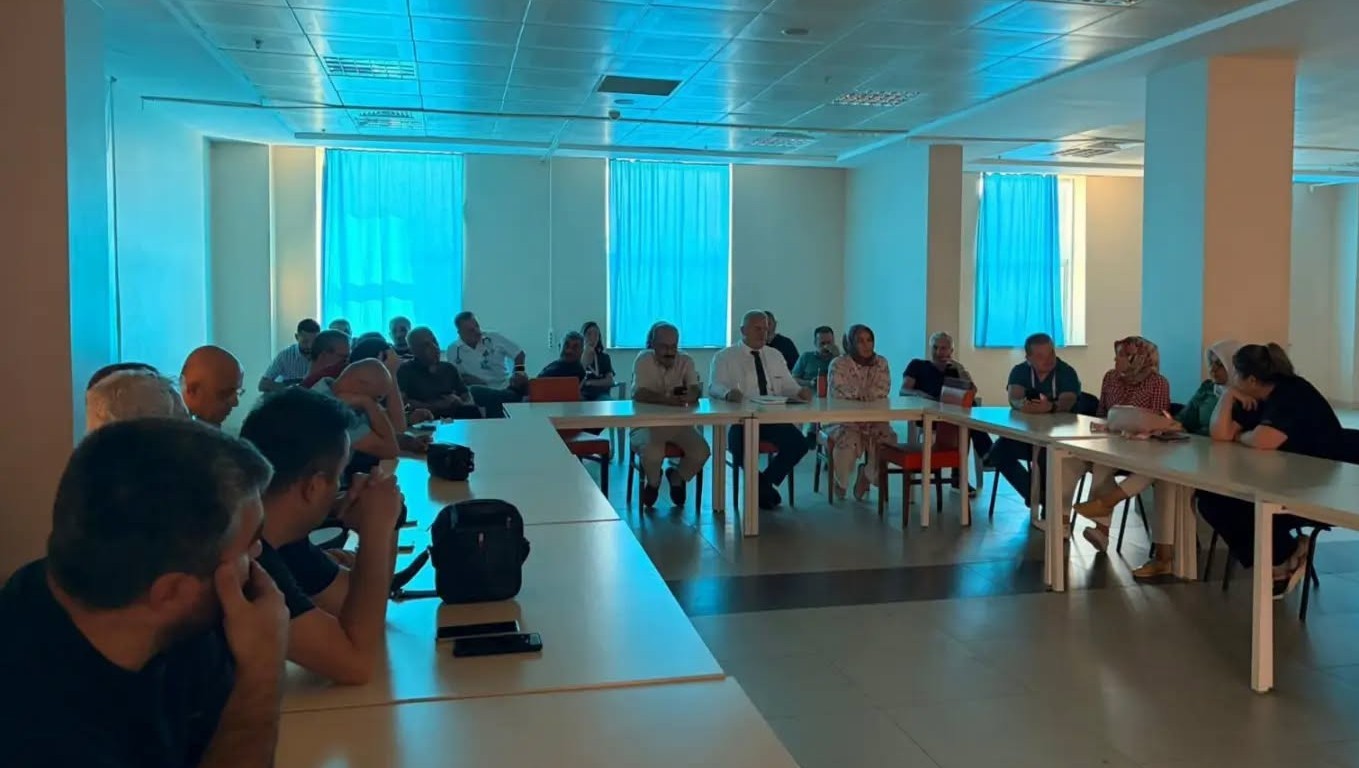 nazilli-devlet-hastanesi-nde-saglik-hizmetleri-icin-kritik-toplanti