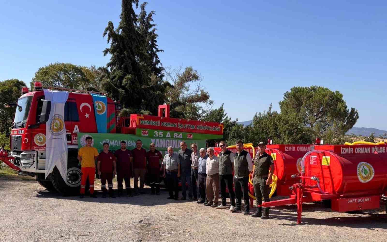 demirci-de-orman-yanginlarina-karsi-3-tonluk-guc