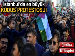 Fatih Camii’nde Cuma namazı çıkışı 'Kudüs' protestosu