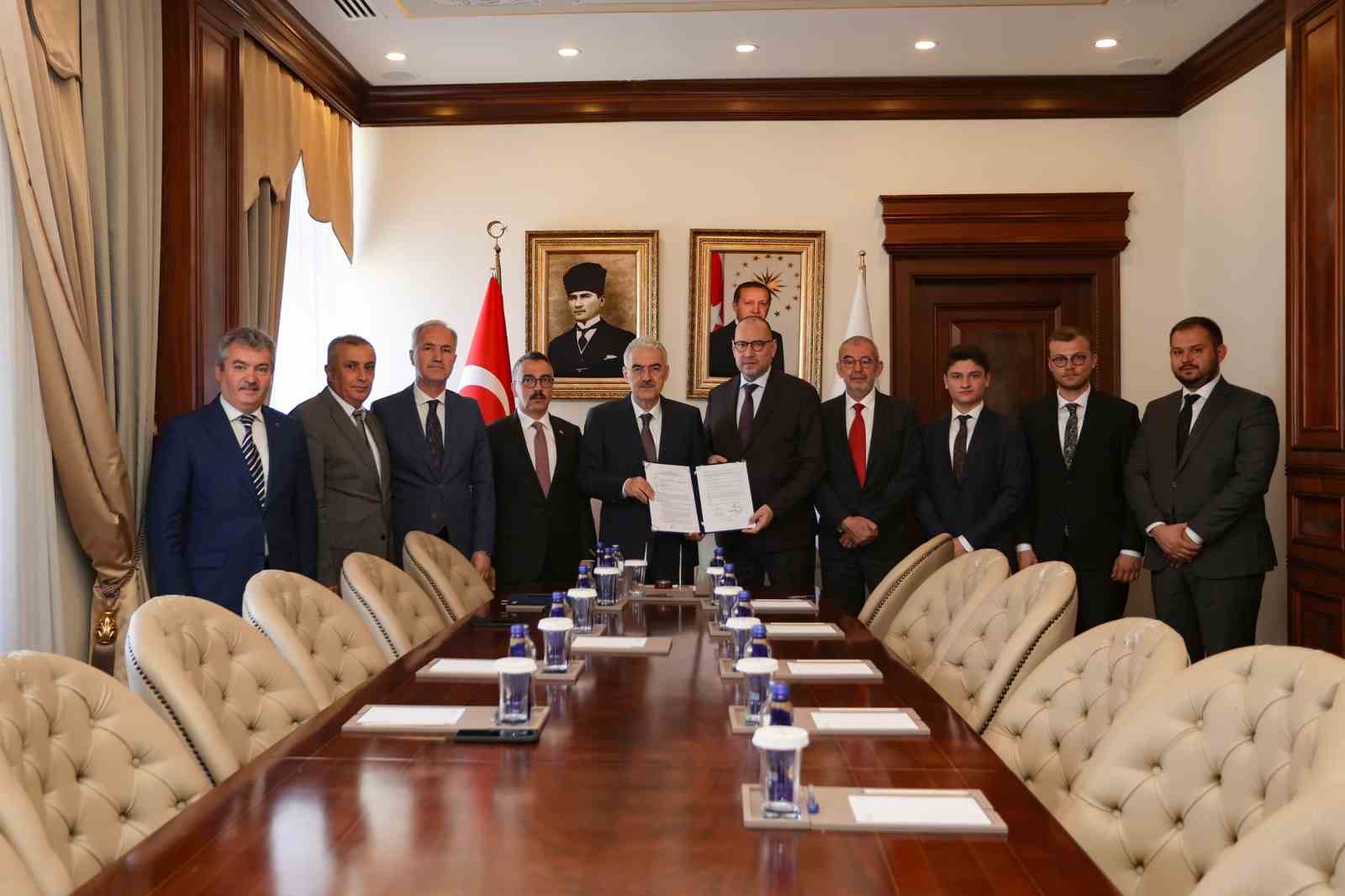 inegol-e-iki-yeni-anaokulu-icin-imzalar-atildi