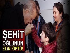 Cumhurbaşkanı Erdoğan, şehit polisin ailesi ile görüştü