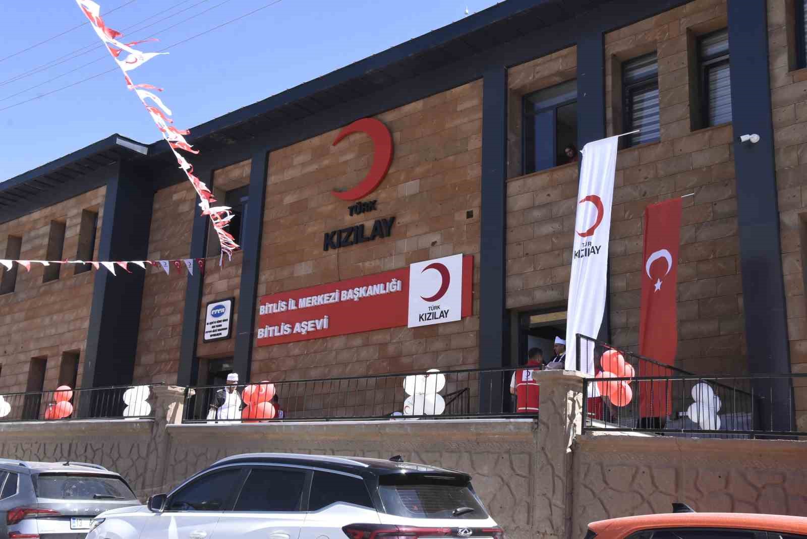 bitlis-te-turk-kizilay-asevi-hizmete-acildi