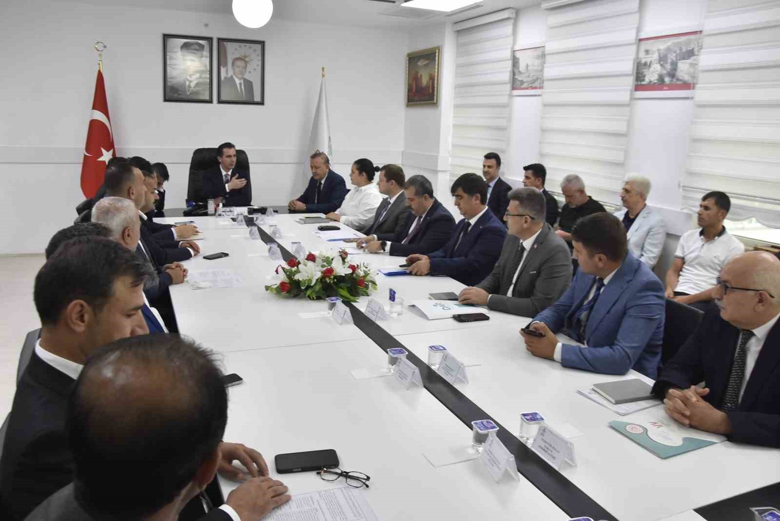 bitlis-te-daka-ve-dap-projeleri-degerlendirme-toplantisi-yapildi