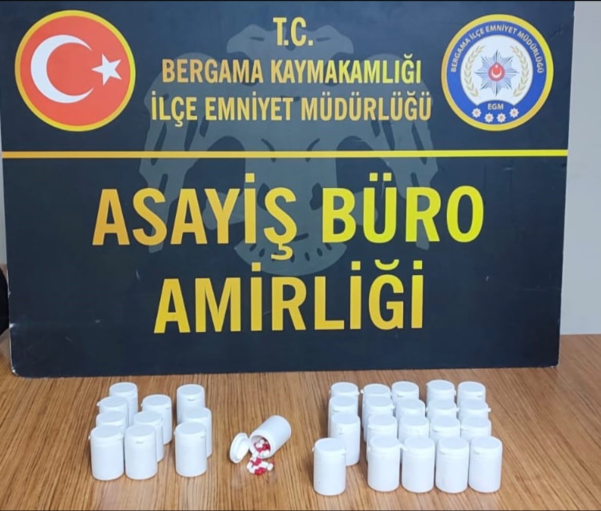 izmir-de-uyusturucu-operasyonunda-2-supheli-tutuklandi
