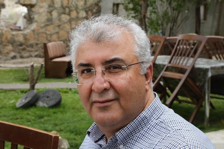prof-dr-hakan-hadi-kadioglu-nun-yeni-eseri-okuyucuyla-bulustu
