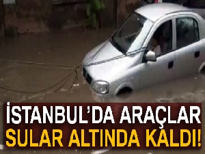Beykoz'da su baskınında sürücüler araçta mahsur kaldı