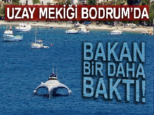 Uzay mekiği görünümündeki 15 milyonluk yat Bodrum'a demirledi